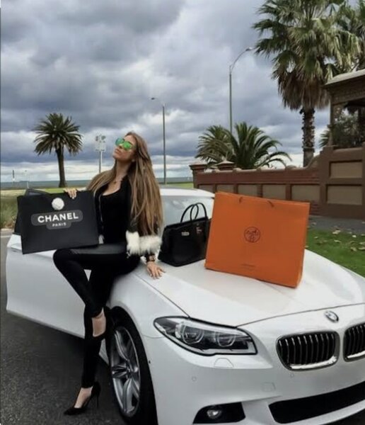 Olanda, Escort Girls,